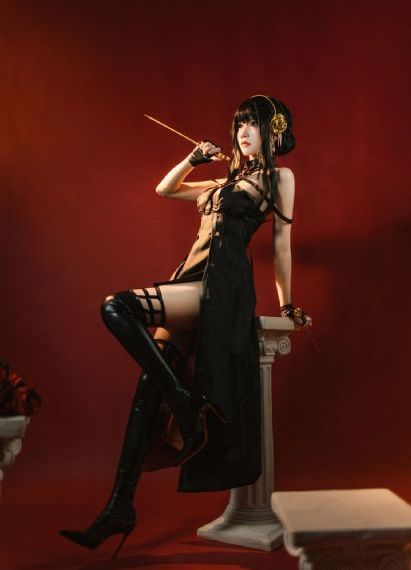 年轻的女老师